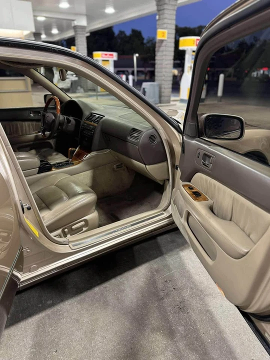 1998 Lexus LS 2nd Gen - Image 7 of 10