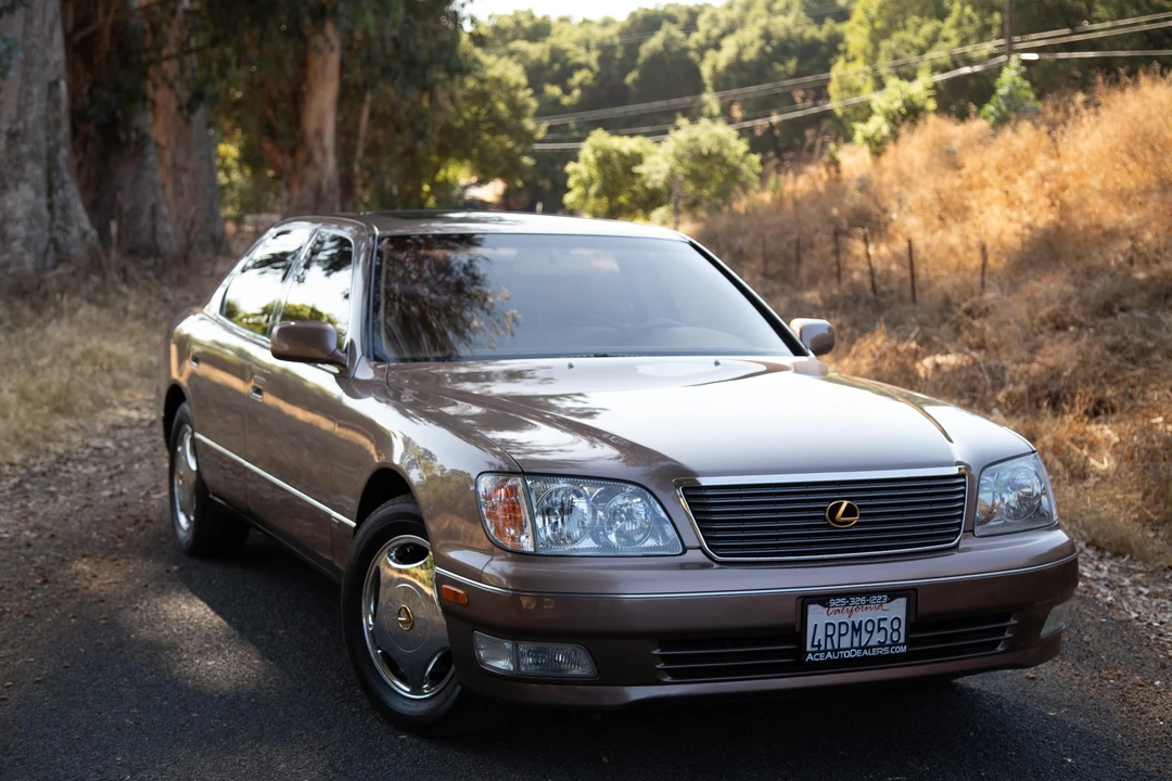 1998 Lexus LS 2nd Gen - Image 4 of 31