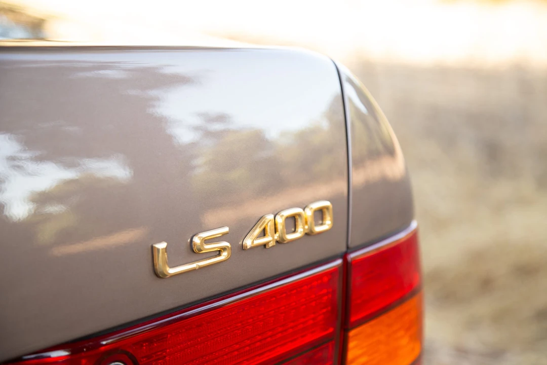 1998 Lexus LS 2nd Gen - Image 18 of 31