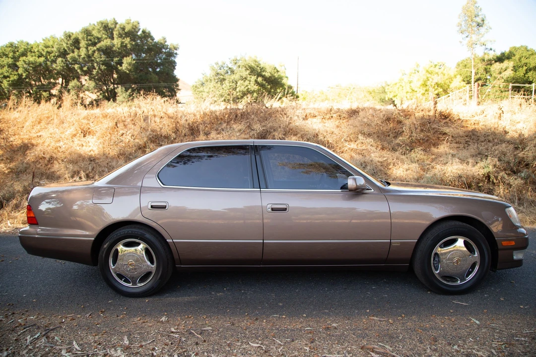 1998 Lexus LS 2nd Gen - Image 7 of 31
