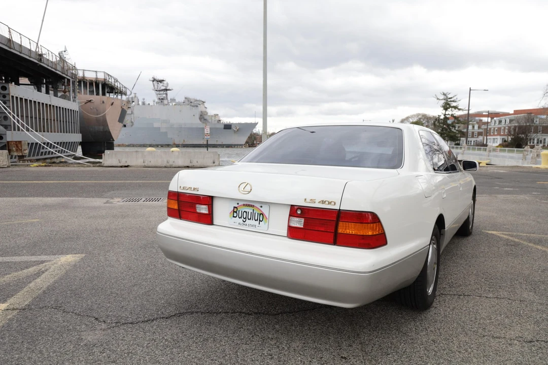 1998 Lexus LS 2nd Gen - Image 19 of 31