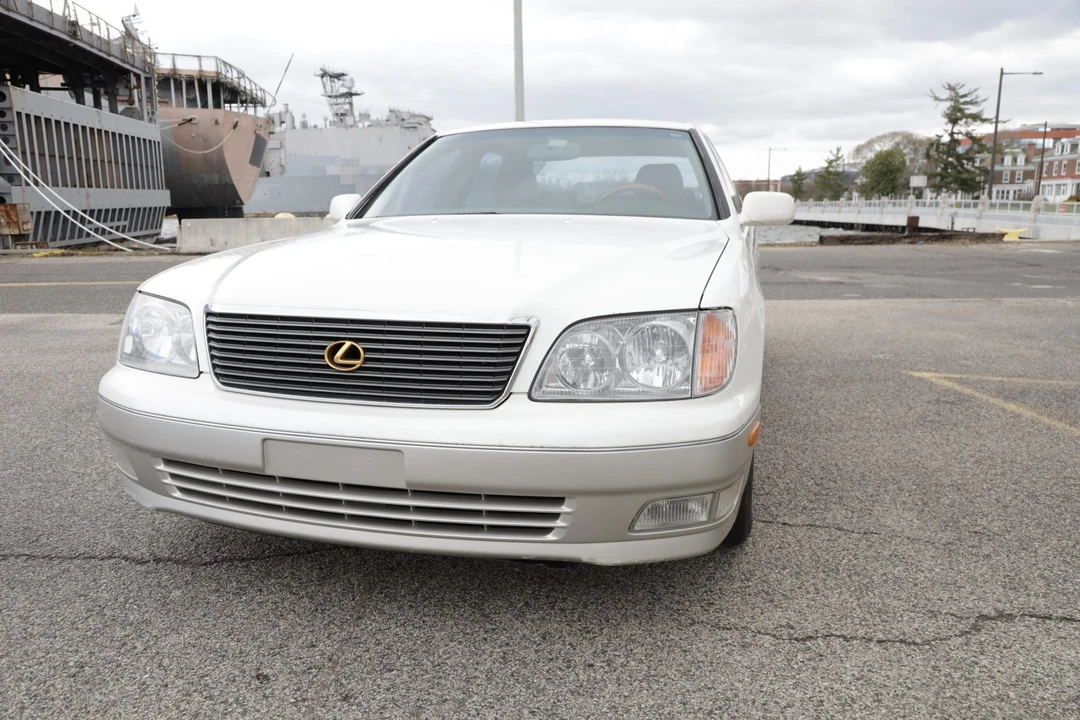 1998 Lexus LS 2nd Gen - Image 6 of 31