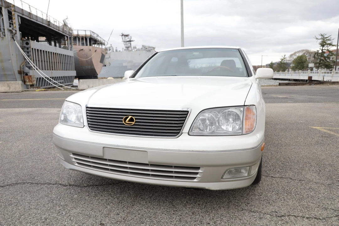 1998 Lexus LS 2nd Gen - Image 5 of 31