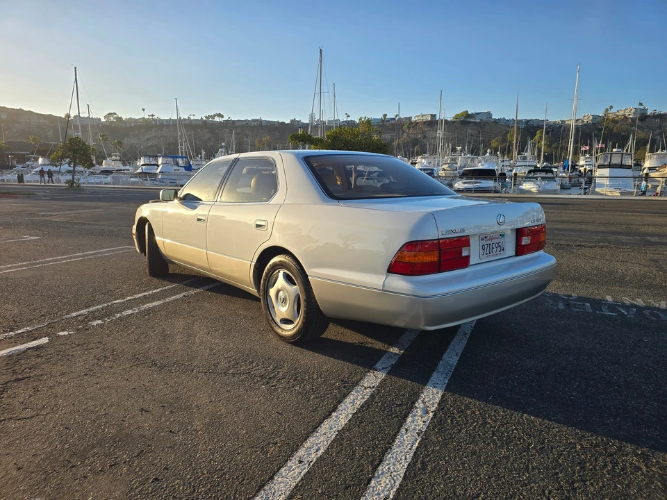 1998 Lexus LS 2nd Gen - Image 6 of 31