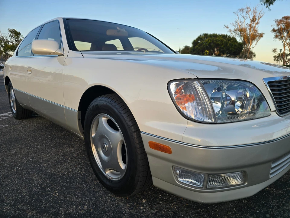 1998 Lexus LS 2nd Gen - Image 30 of 31