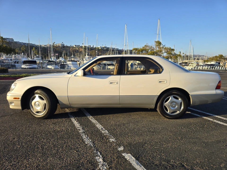 1998 Lexus LS 2nd Gen - Image 4 of 31