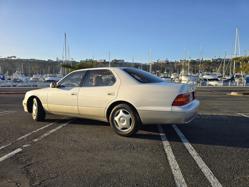 1998 Lexus LS 2nd Gen - Image 5 of 31