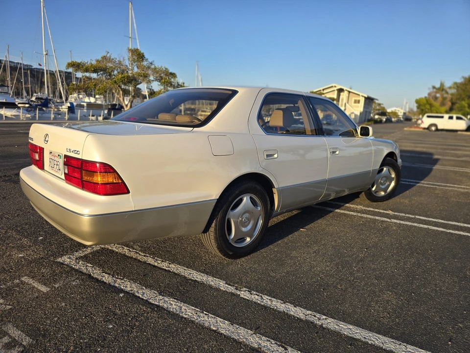 1998 Lexus LS 2nd Gen - Image 12 of 31