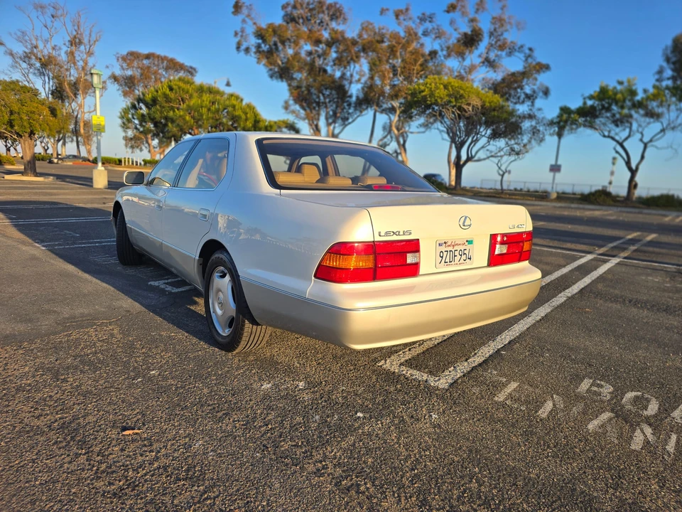 1998 Lexus LS 2nd Gen - Image 9 of 31