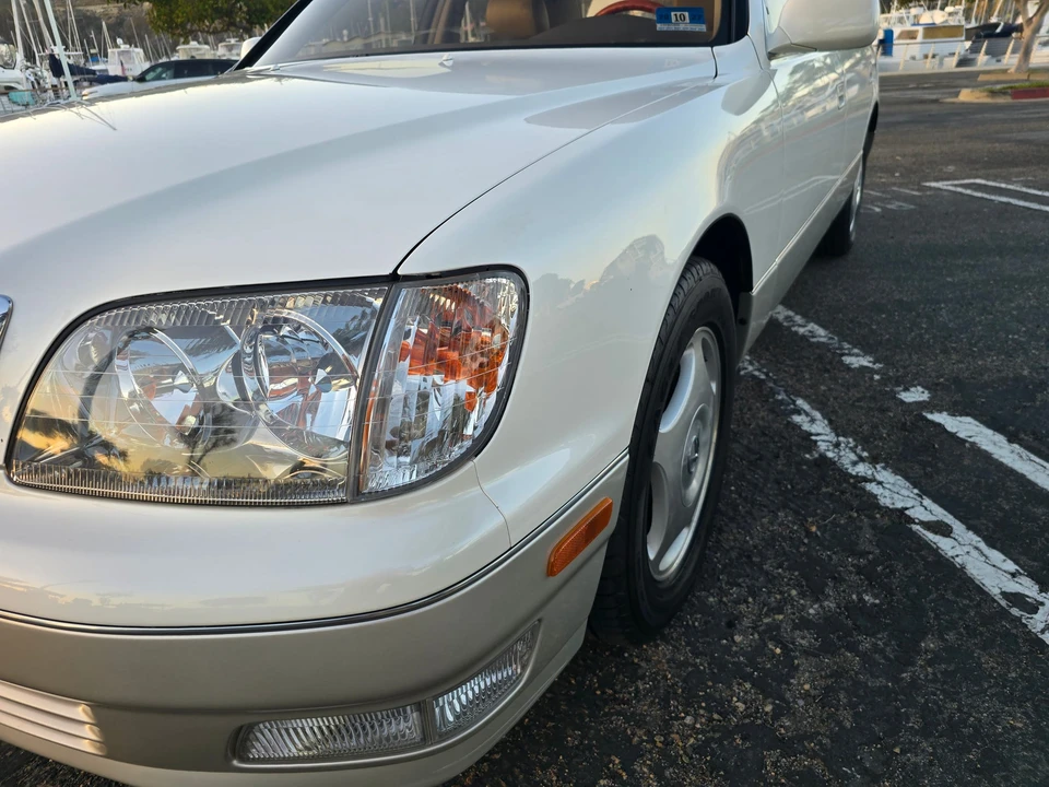 1998 Lexus LS 2nd Gen - Image 27 of 31
