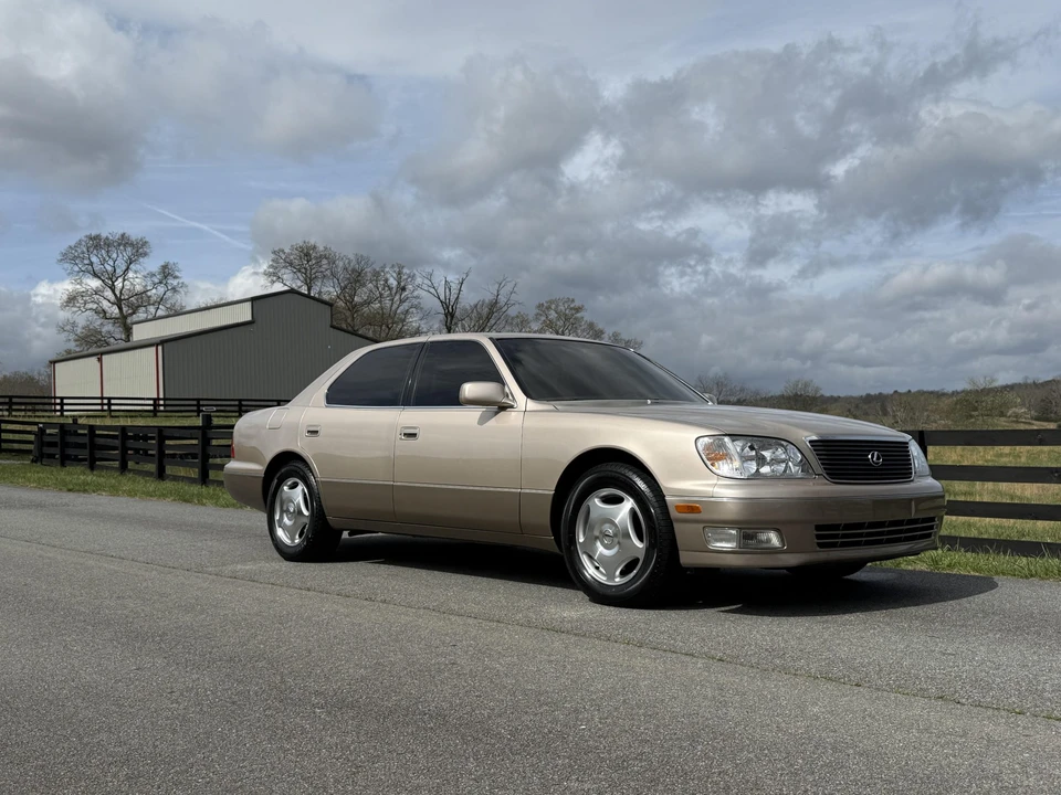 1998 Lexus LS 2nd Gen - Image 17 of 31