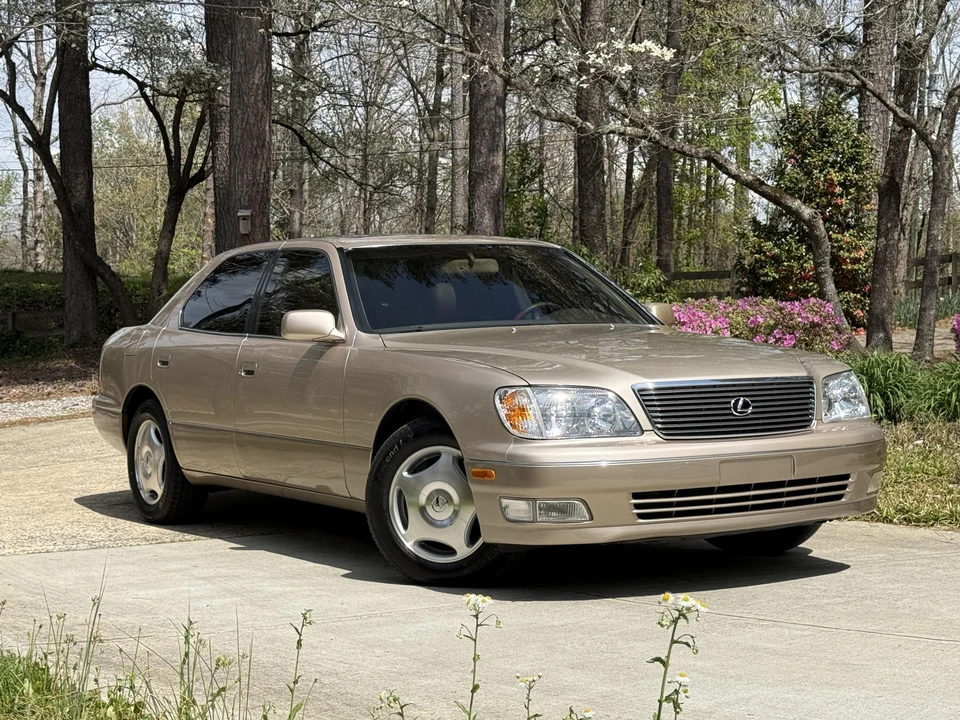 1998 Lexus LS 2nd Gen - Image 2 of 31