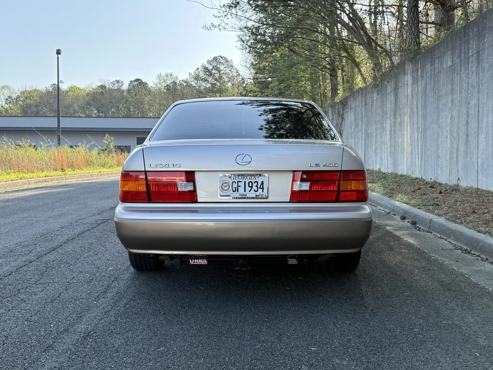 1998 Lexus LS 2nd Gen - Image 30 of 31
