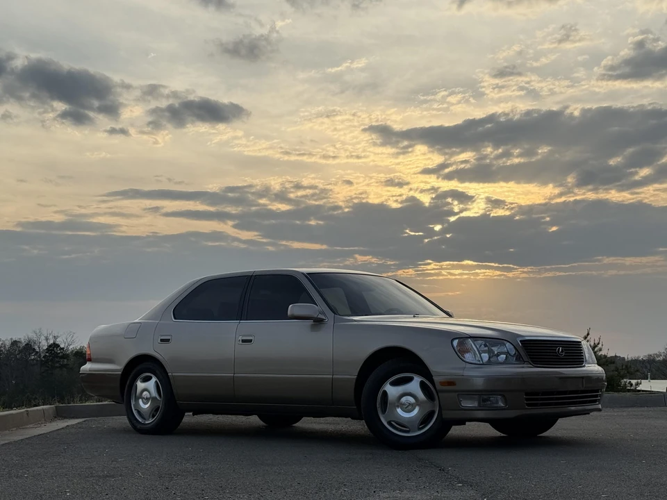 1998 Lexus LS 2nd Gen - Image 14 of 31