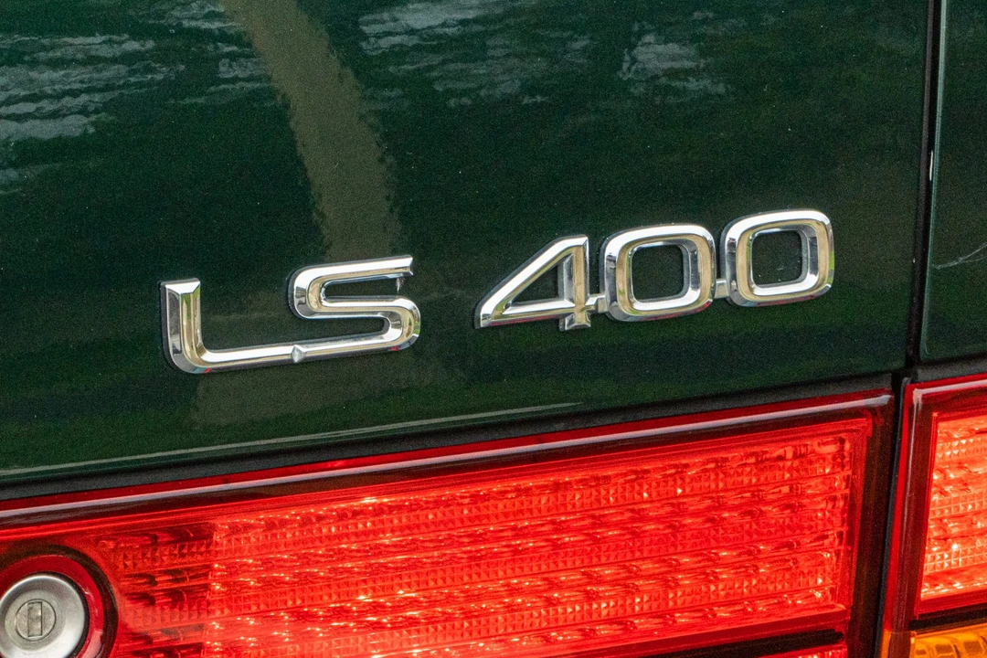 1998 Lexus LS 2nd Gen - Image 30 of 31