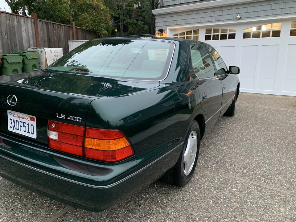 1998 Lexus LS 2nd Gen - Image 10 of 31