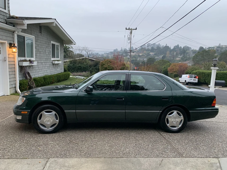 1998 Lexus LS 2nd Gen - Image 15 of 31