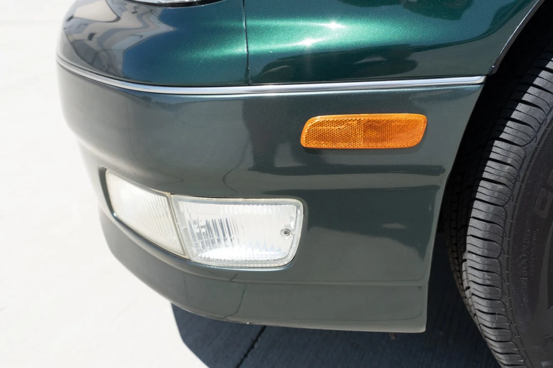 1998 Lexus LS 2nd Gen - Image 18 of 31