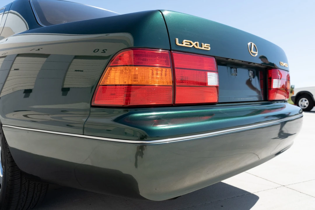 1998 Lexus LS 2nd Gen - Image 31 of 31