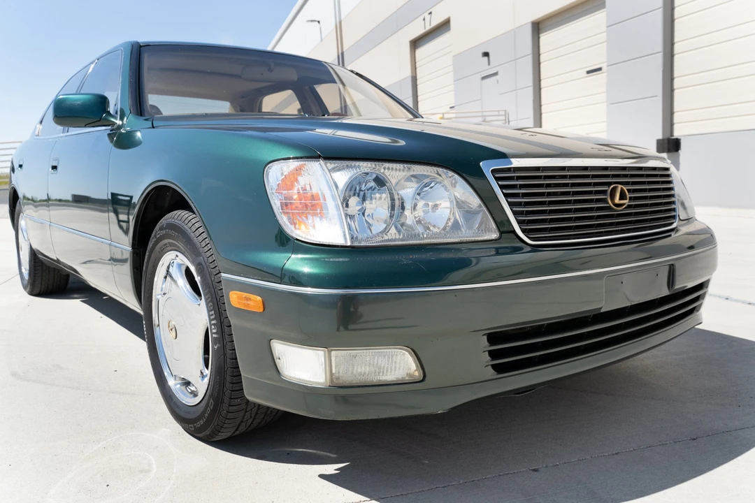 1998 Lexus LS 2nd Gen - Image 11 of 31