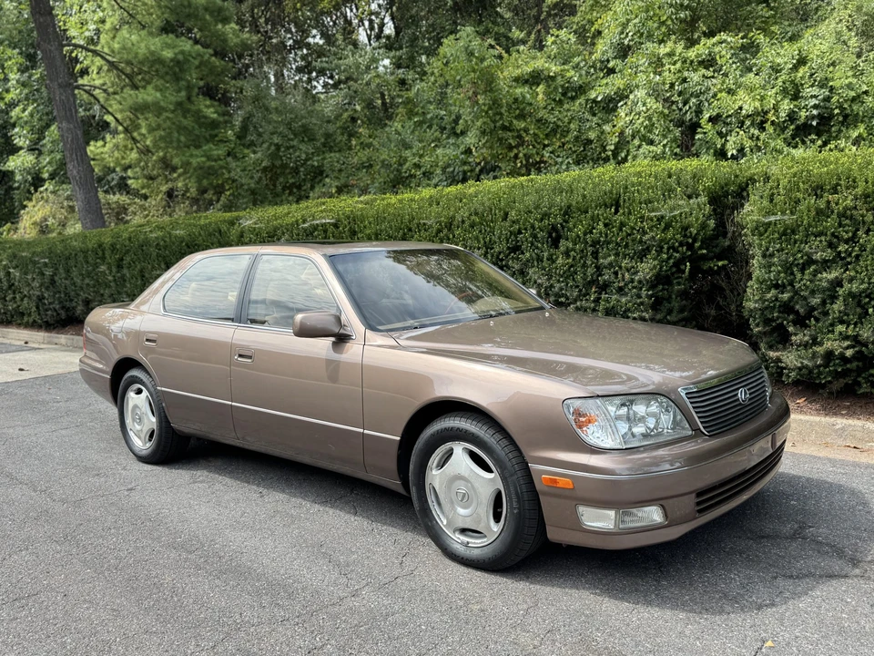 1998 Lexus LS 2nd Gen - Image 29 of 31