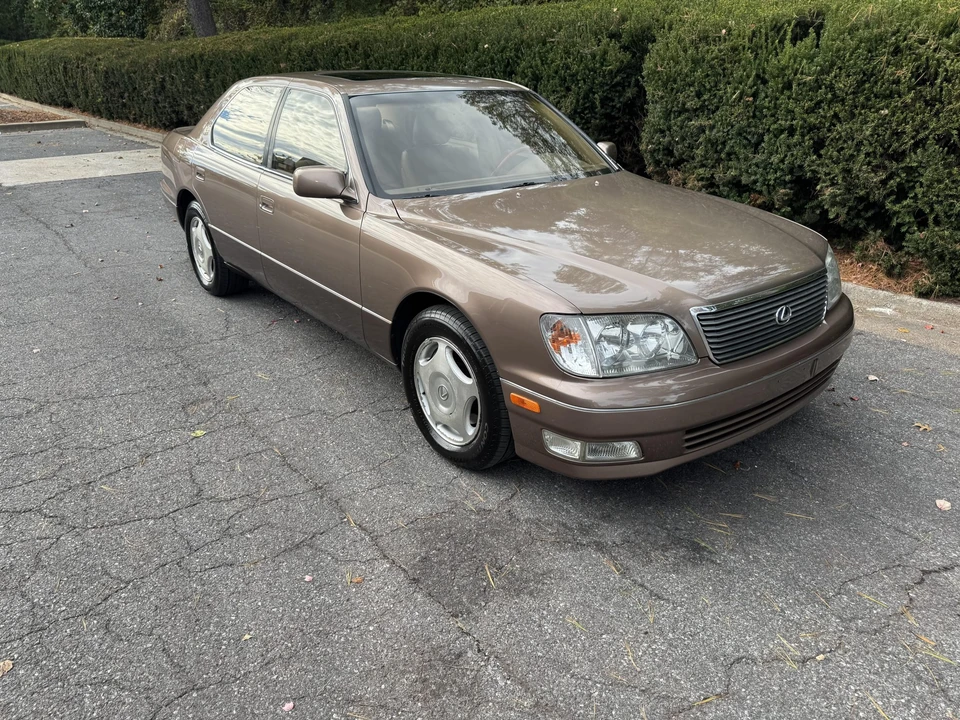 1998 Lexus LS 2nd Gen - Image 22 of 31