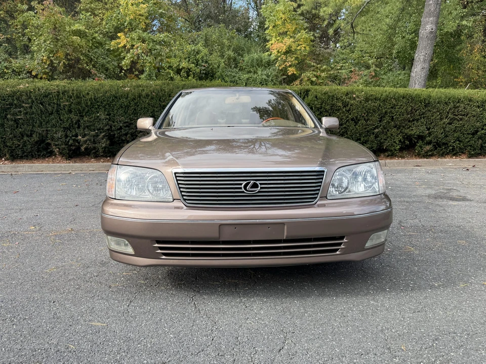 1998 Lexus LS 2nd Gen - Image 15 of 31