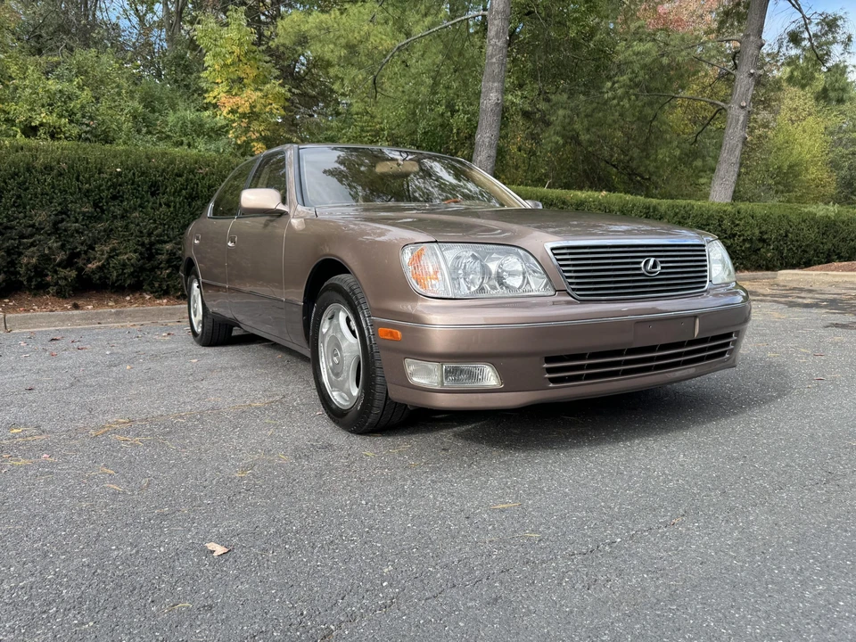 1998 Lexus LS 2nd Gen - Image 17 of 31