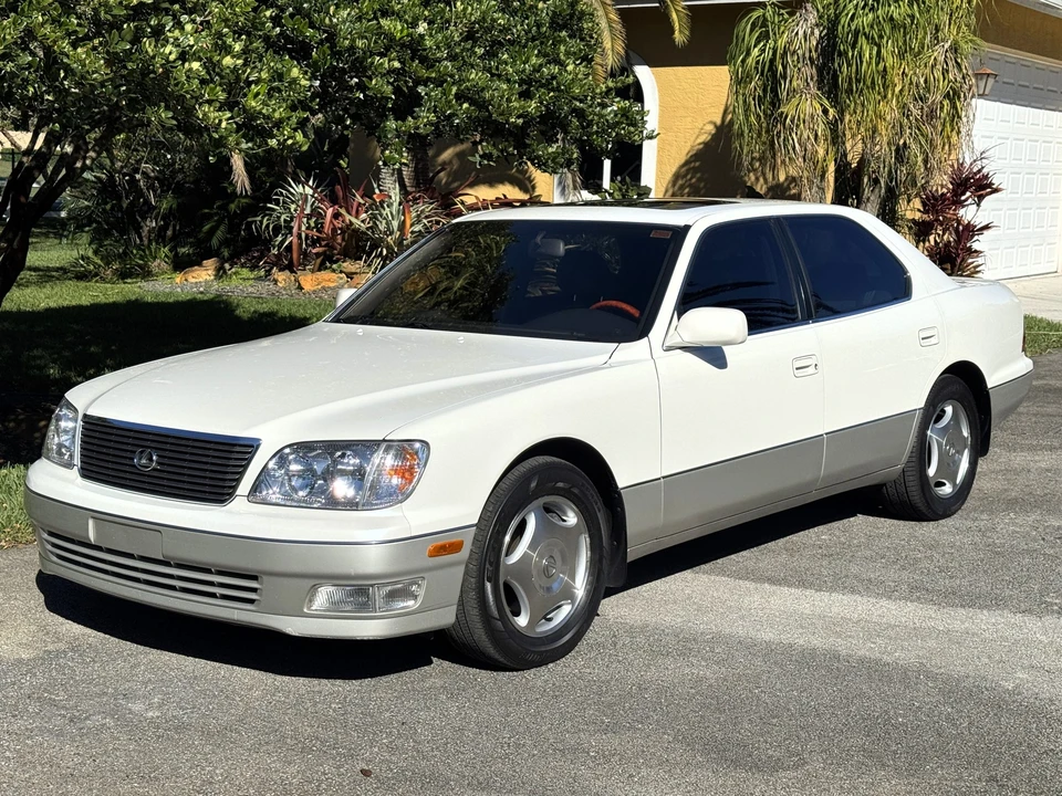 1998 Lexus LS 2nd Gen - Image 3 of 31