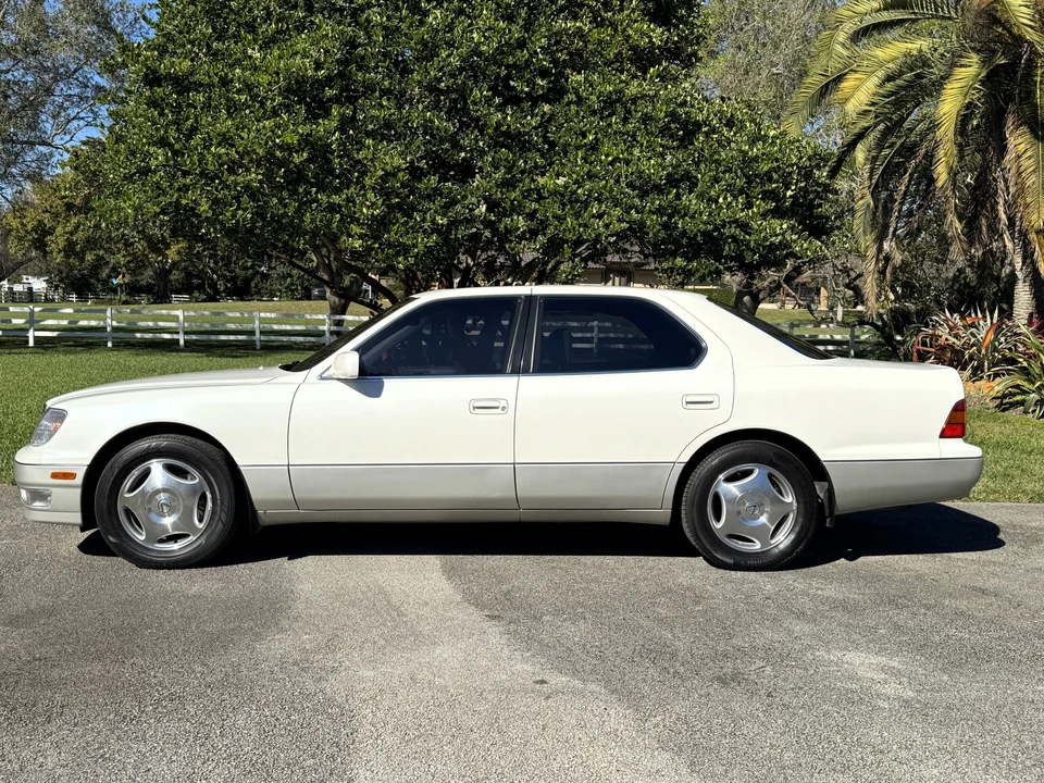 1998 Lexus LS 2nd Gen - Image 4 of 31