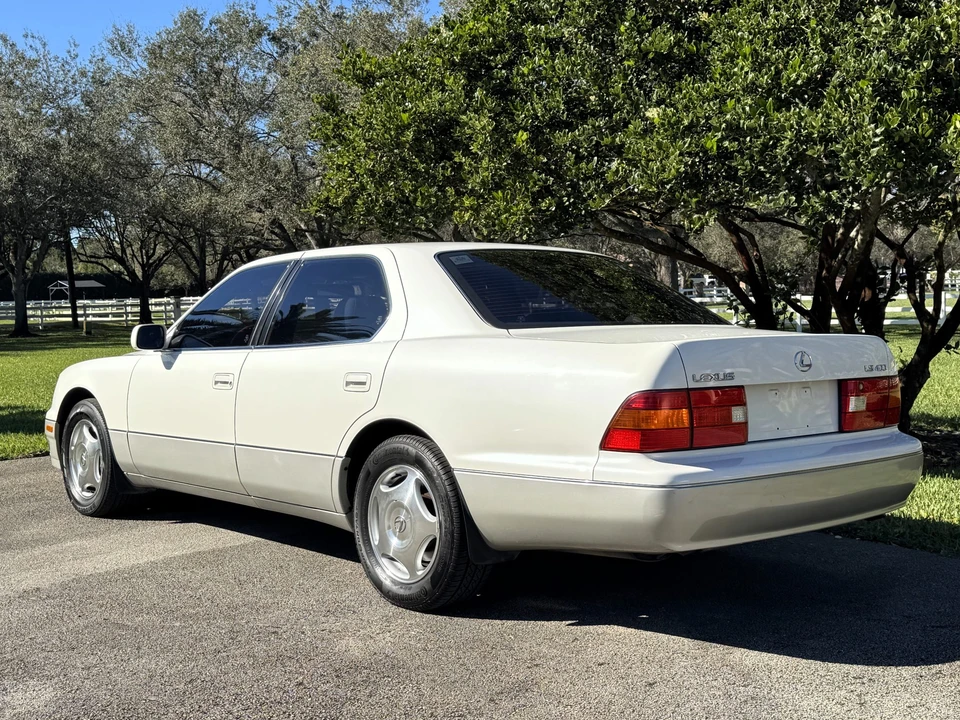1998 Lexus LS 2nd Gen - Image 6 of 31