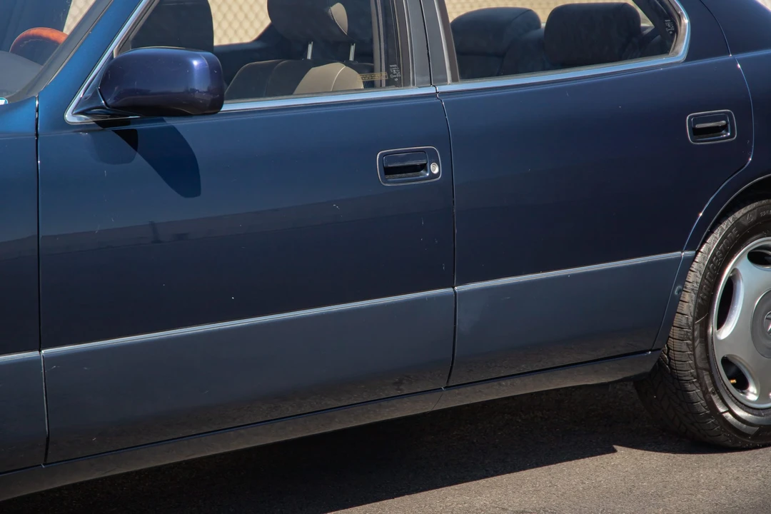 1998 Lexus LS 2nd Gen - Image 25 of 31