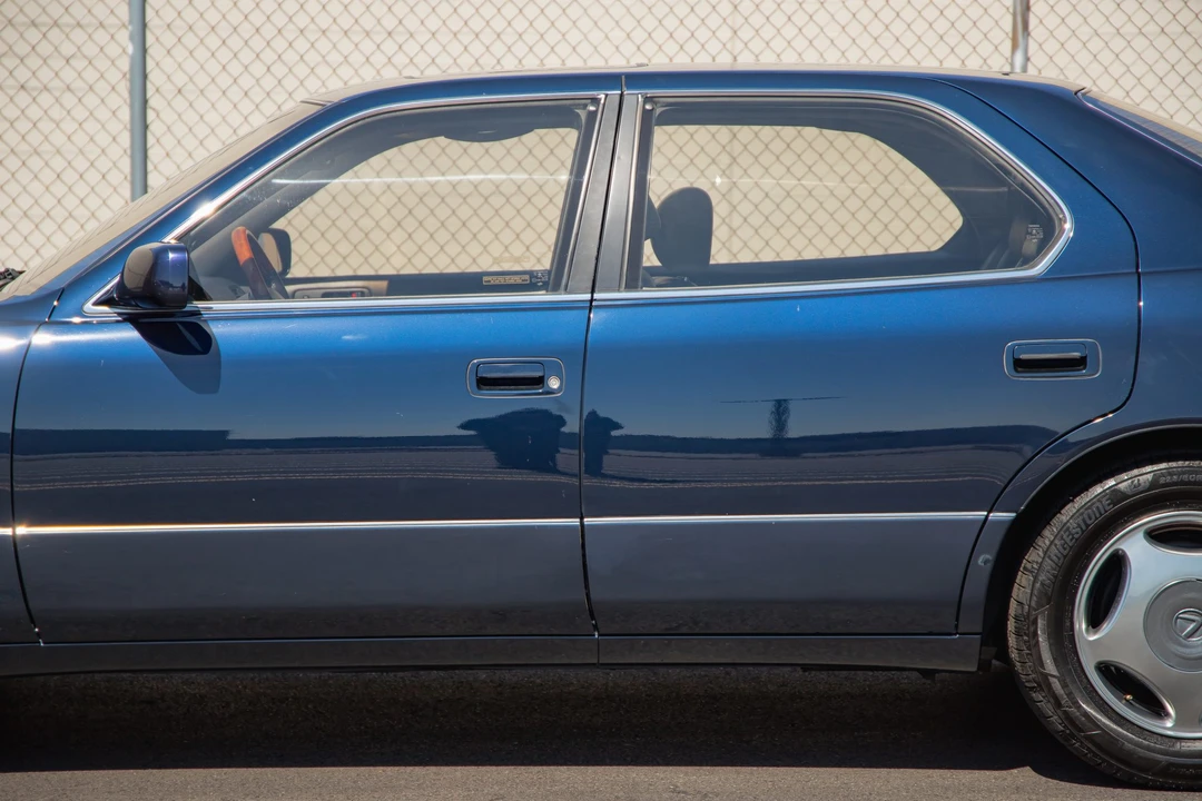 1998 Lexus LS 2nd Gen - Image 13 of 31