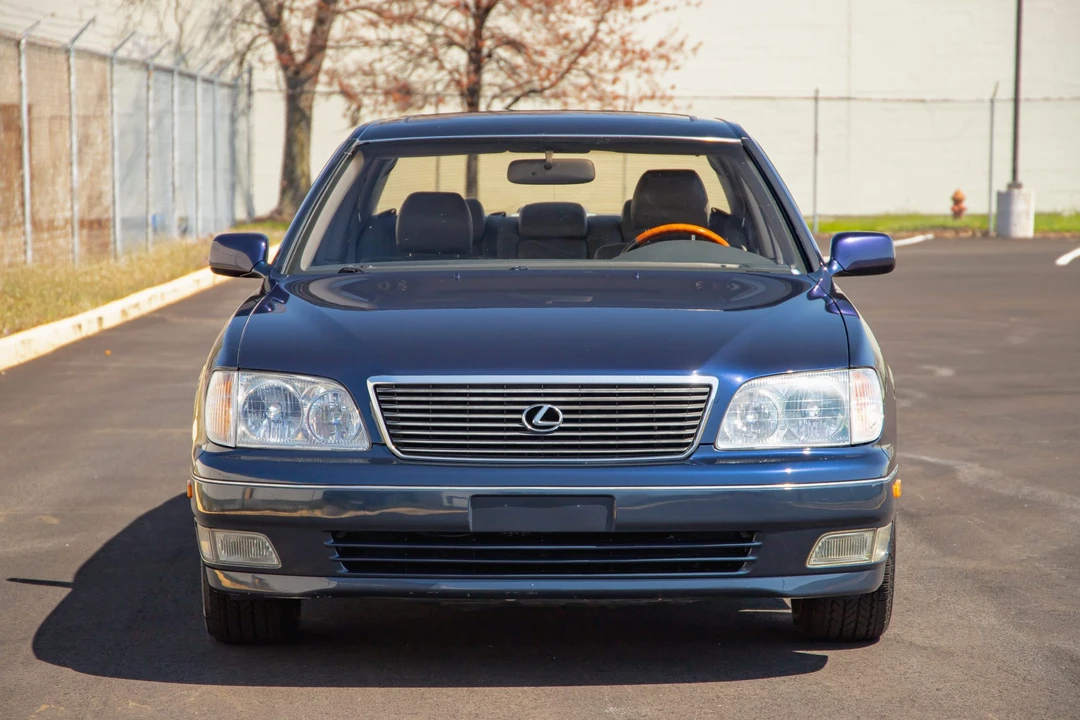 1998 Lexus LS 2nd Gen - Image 9 of 31