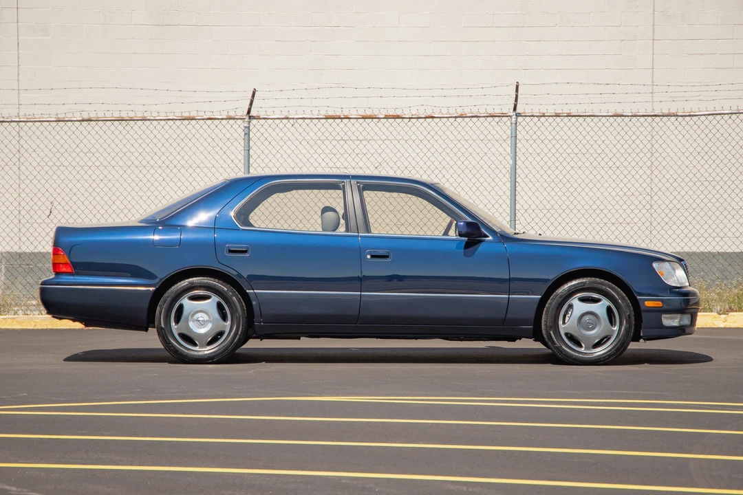 1998 Lexus LS 2nd Gen - Image 7 of 31