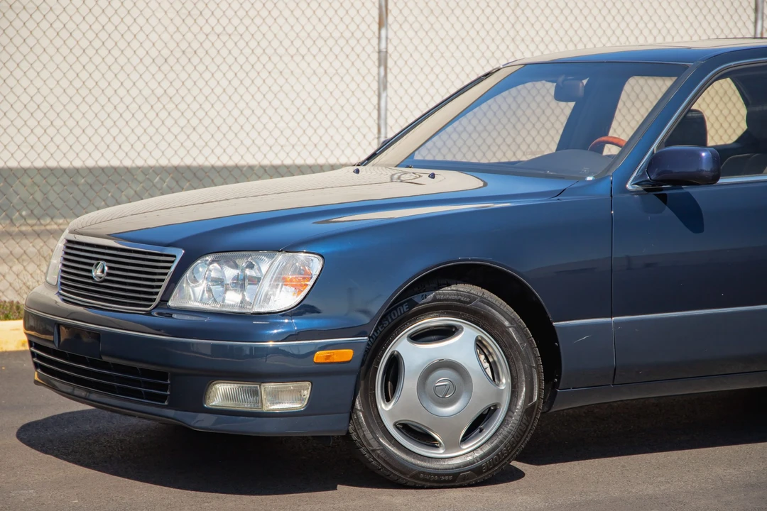 1998 Lexus LS 2nd Gen - Image 10 of 31