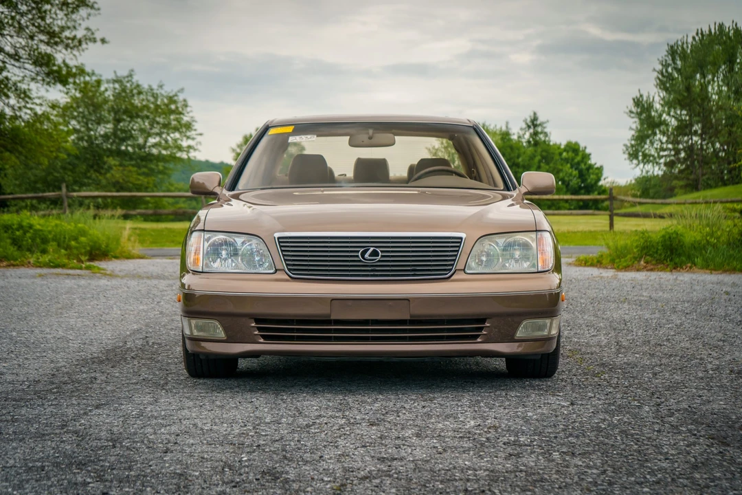 1998 Lexus LS 2nd Gen - Image 27 of 31