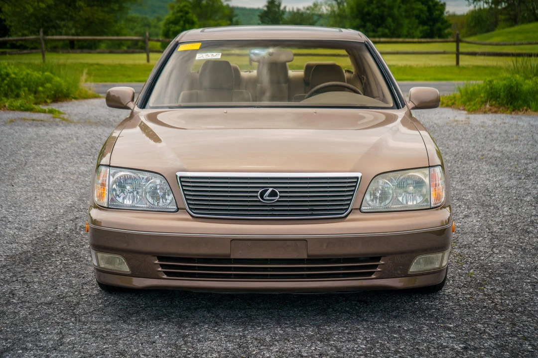 1998 Lexus LS 2nd Gen - Image 30 of 31
