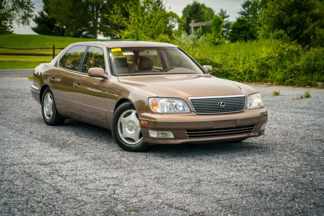 1998 Lexus LS 2nd Gen - Image 26 of 31