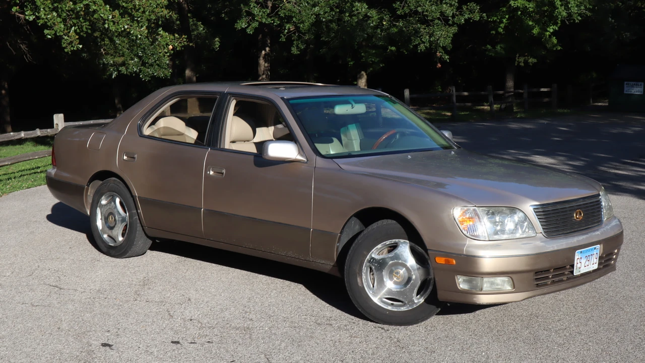 1998 Lexus LS 2nd Gen - Image 20 of 31