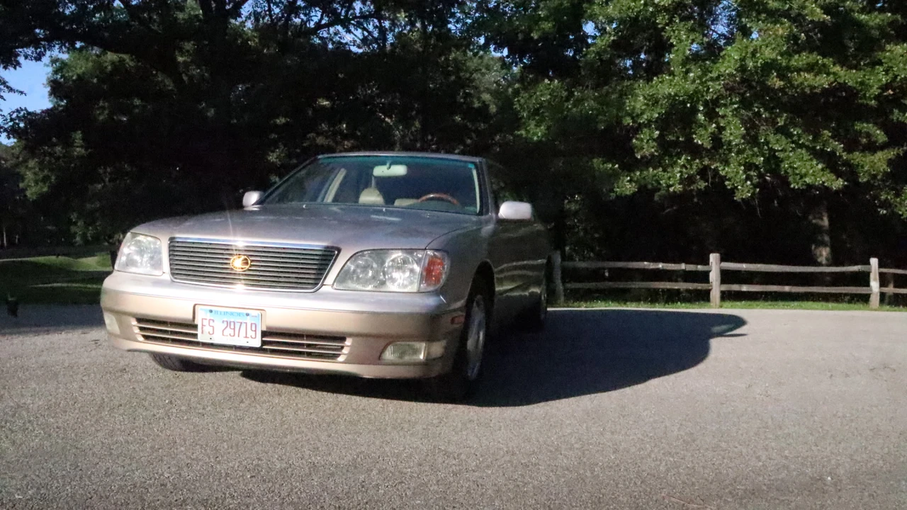 1998 Lexus LS 2nd Gen - Image 4 of 31