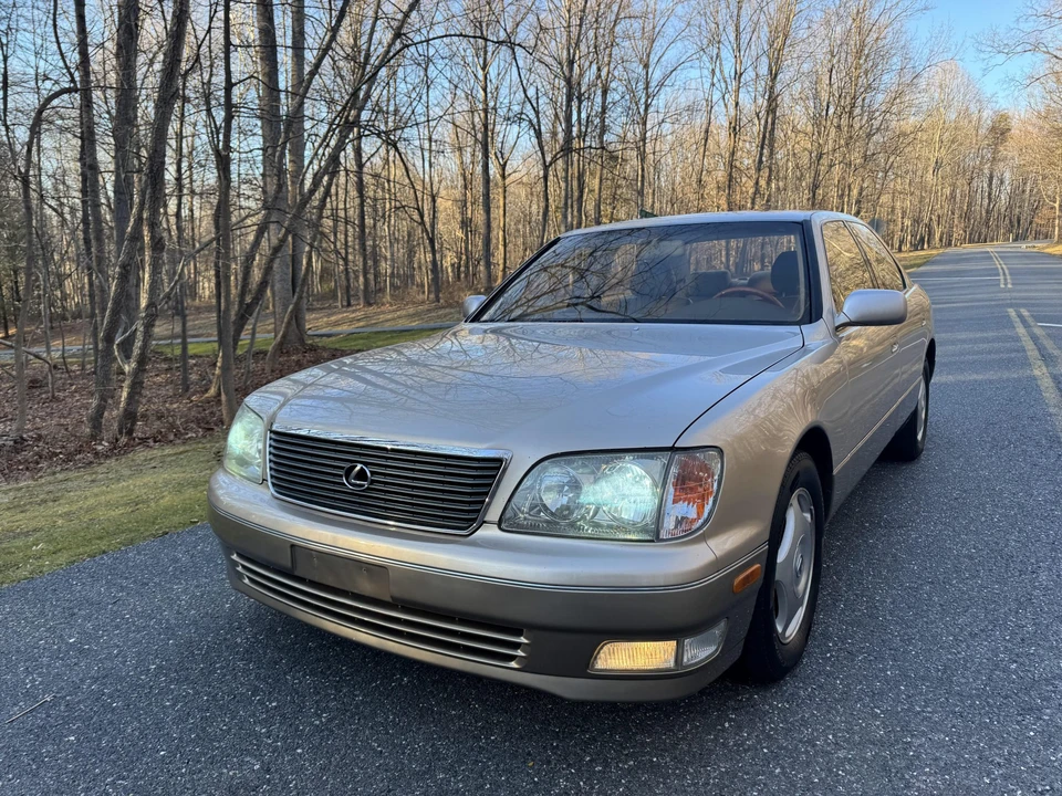 1998 Lexus LS 2nd Gen - Image 22 of 31