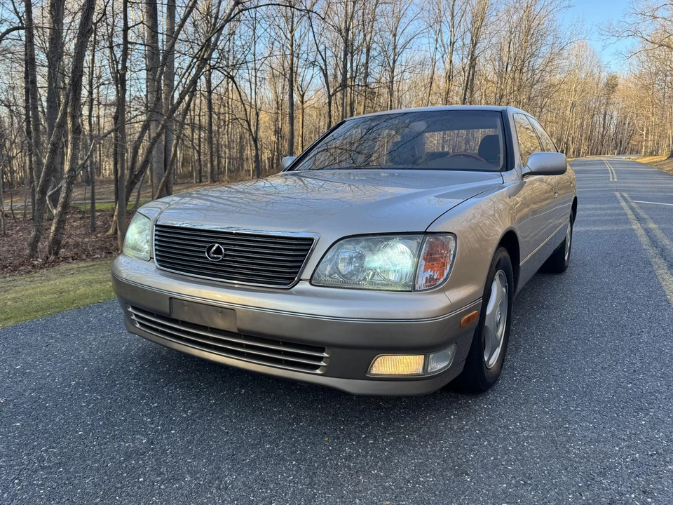 1998 Lexus LS 2nd Gen - Image 24 of 31