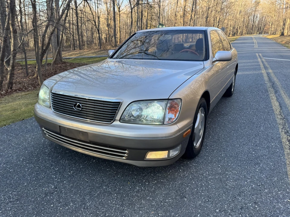1998 Lexus LS 2nd Gen - Image 23 of 31