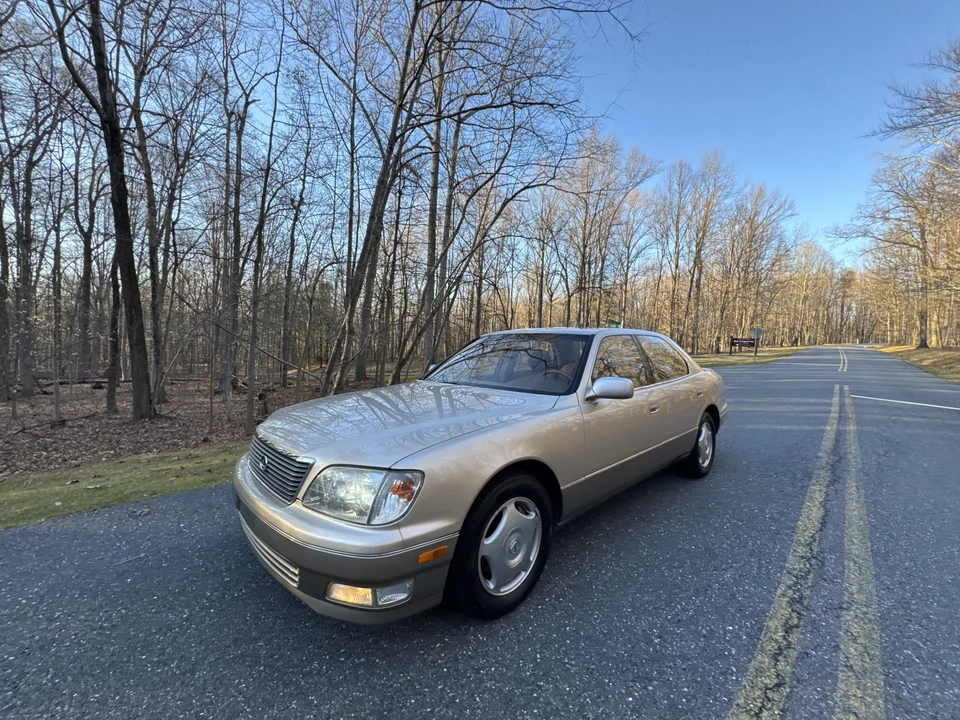 1998 Lexus LS 2nd Gen - Image 12 of 31