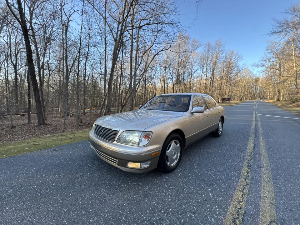 1998 Lexus LS 2nd Gen - Image 15 of 31