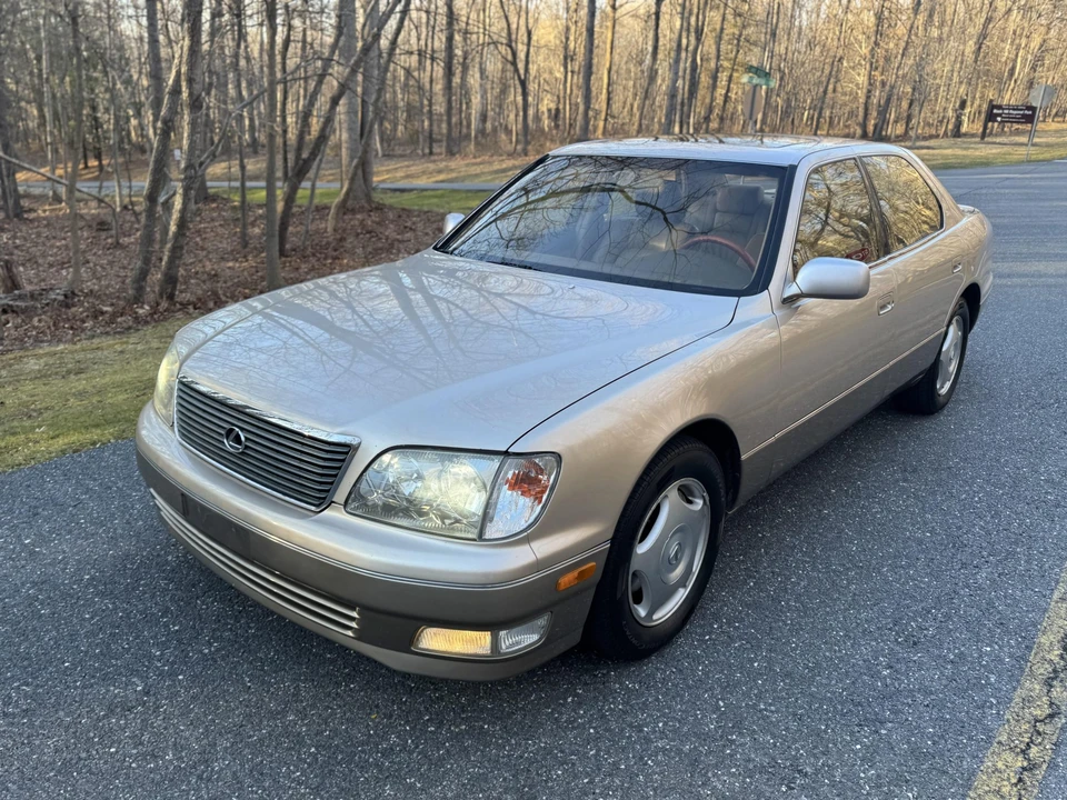 1998 Lexus LS 2nd Gen - Image 16 of 31