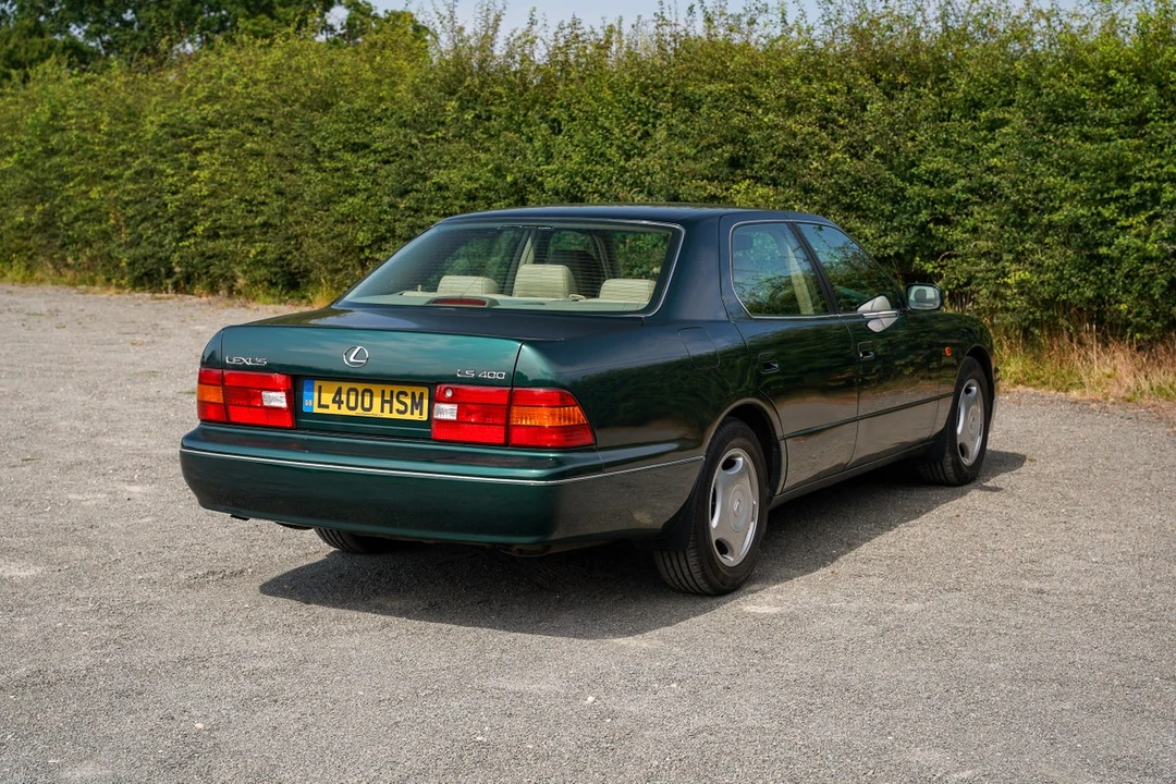 1998 Lexus LS 2nd Gen - Image 21 of 30