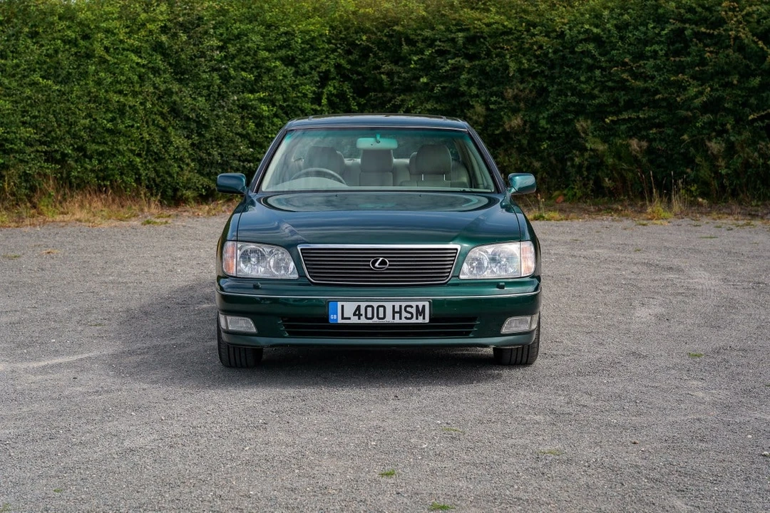 1998 Lexus LS 2nd Gen - Image 10 of 30