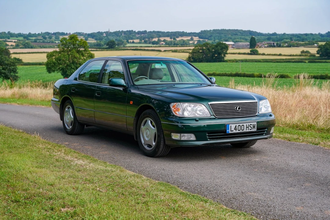 1998 Lexus LS 2nd Gen - Image 2 of 30